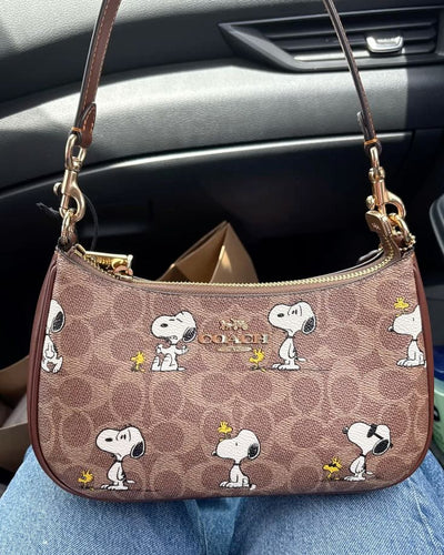 Signature Snoopy Print Teri Bag