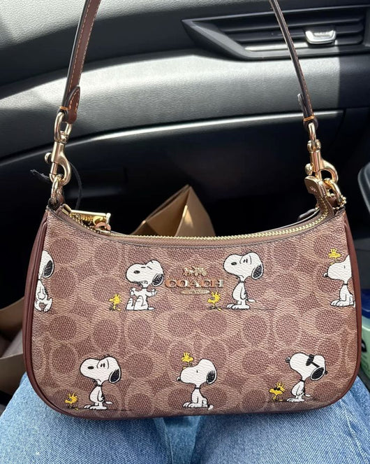 Signature Snoopy Print Teri Bag